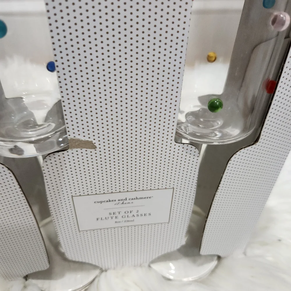 🥂  Cupcakes Cashmere clear multicolor Dotted Set of 2 flute  glasses 🥂 - Picture 2 of 5